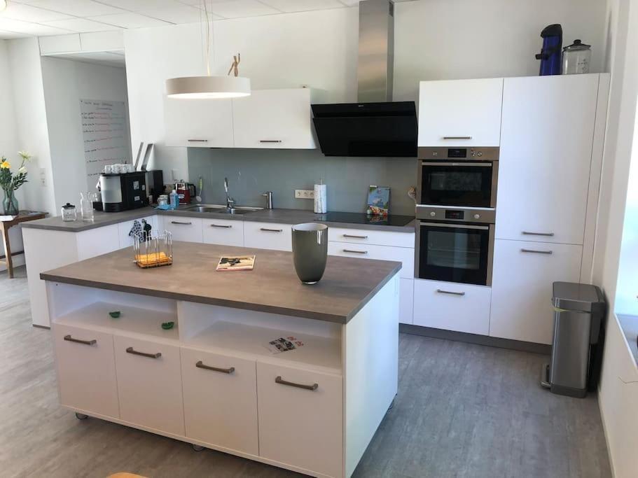 Apartamento Studio Emdecker Am Delft Emden Exterior foto